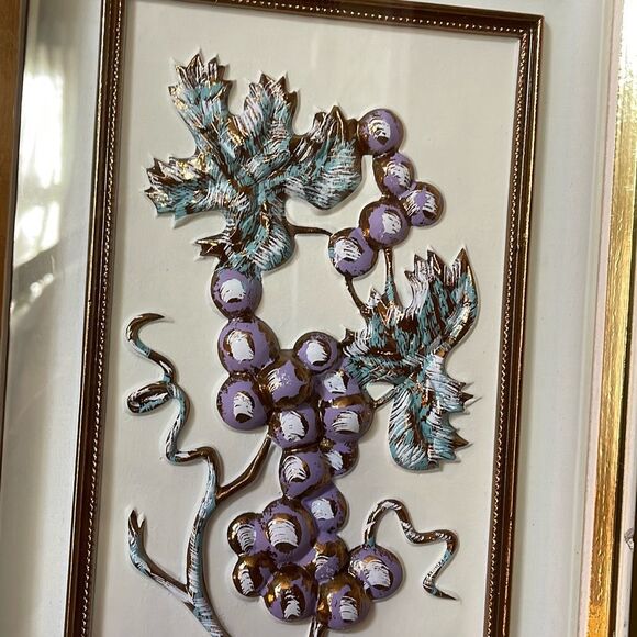 Mid century wall art by Turner  Grape vine raised art. Signed . - Picture 5 of 12